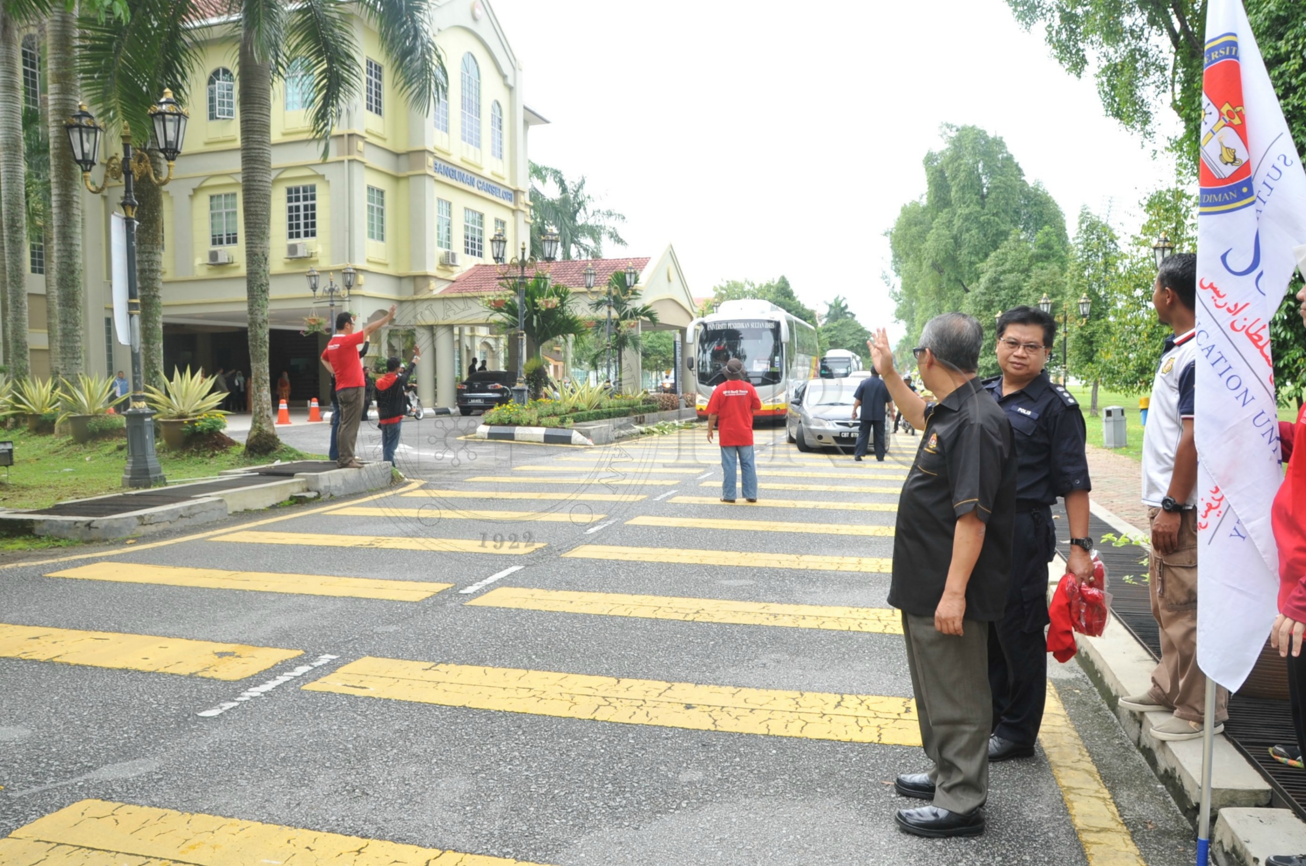 PRO 15 1 RESQ HAS 4350